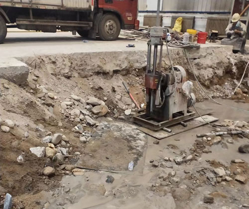 兰山公路下沉压浆